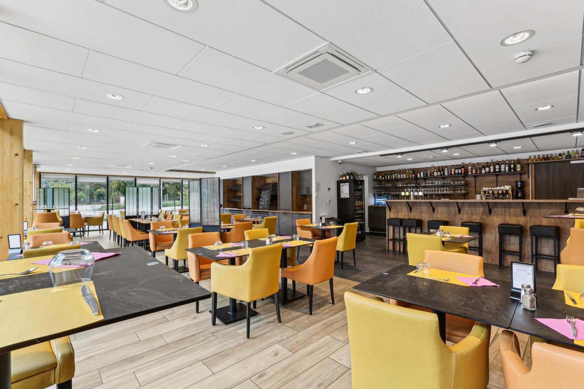 Hotel Restaurant Akena Molinges - La Brocatelle Saint-Claude Eksteriør bilde