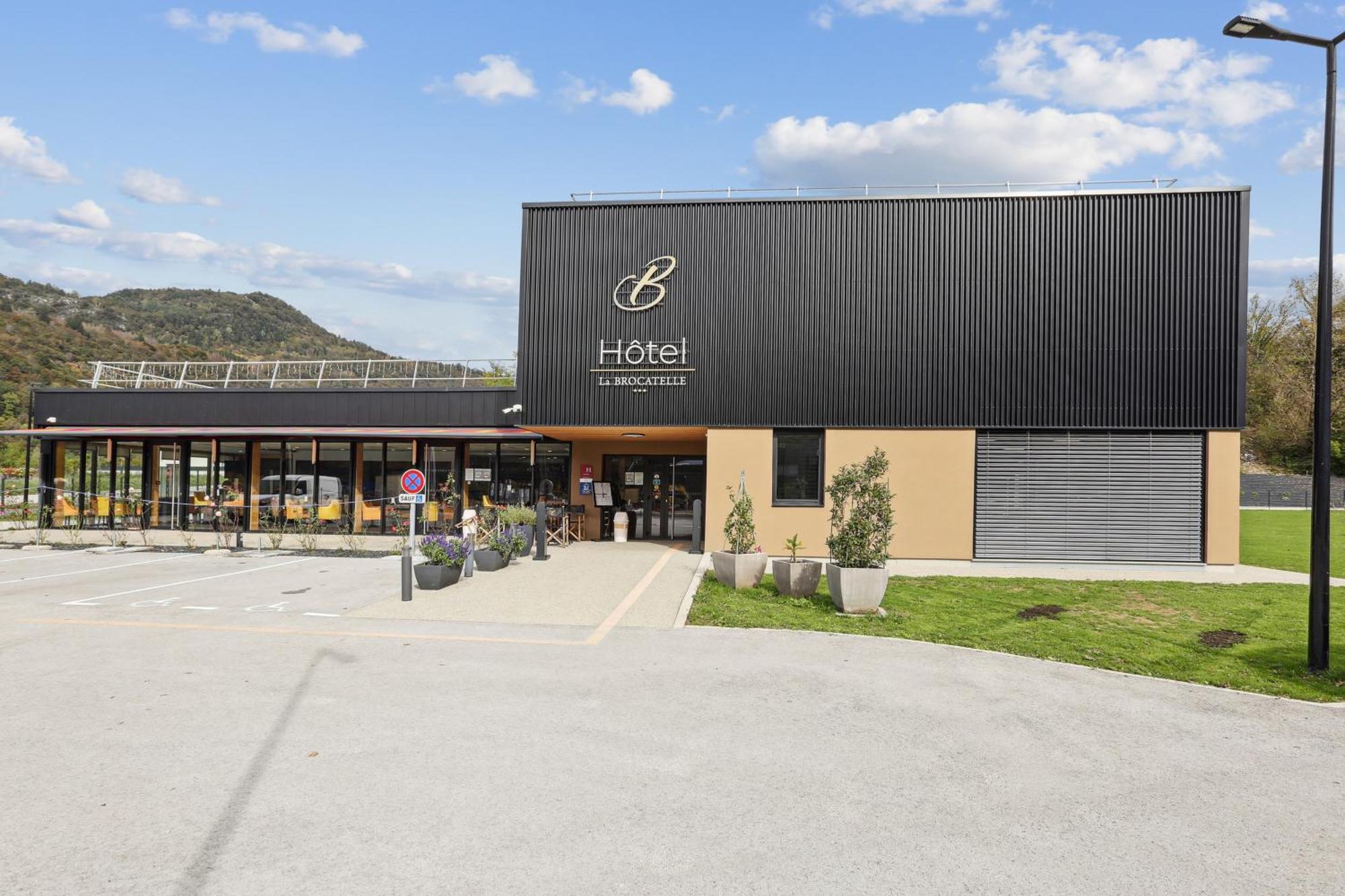 Hotel Restaurant Akena Molinges - La Brocatelle Saint-Claude Eksteriør bilde